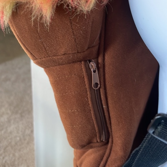 Plush TIKI backpack like new condition! - Picture 5 of 11